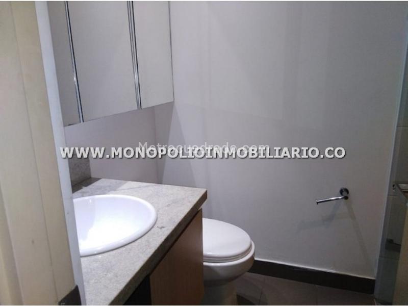 Apartamento en Arriendo, Castropol, Medellín - 2