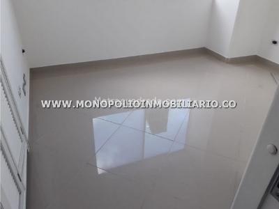 Apartamento de 2 alcobas en arriendo en El Tesoro, Medellín, 68 m² · foto 12 de 20