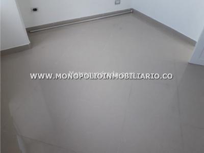 Apartamento de 2 alcobas en arriendo en El Tesoro, Medellín, 68 m² · foto 13 de 20