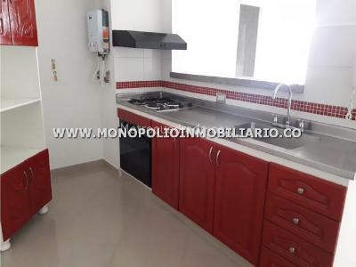 Apartamento de 2 alcobas en arriendo en El Tesoro, Medellín, 68 m² · foto 6 de 20