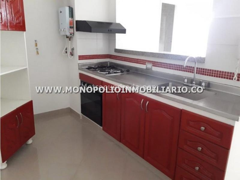 Apartamento Cómodo de 3 Alcobas en El Tesoro - 6