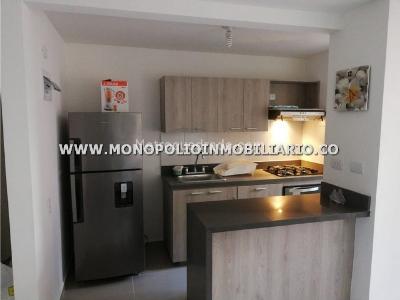 Apartamento en arriendo en Los Colores, Medellín · foto 16 de 20