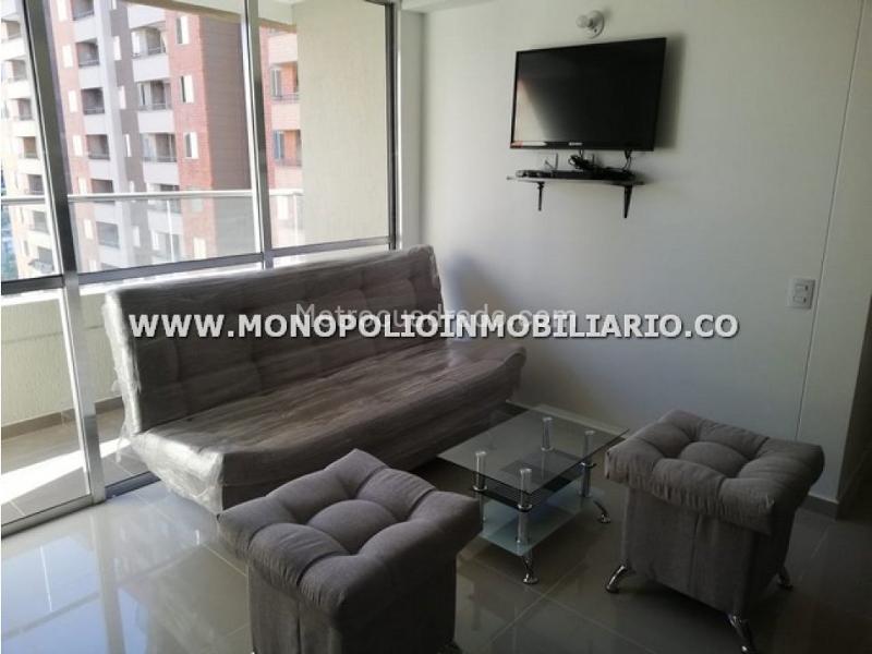 Apartamento Amoblado de 3 Alcobas en Los Colores