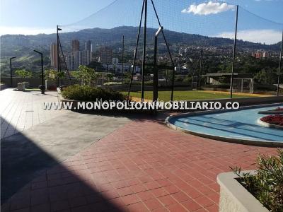 Apartamento en arriendo en Los Colores, Medellín · foto 13 de 20