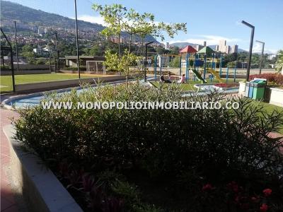 Apartamento en arriendo en Los Colores, Medellín · foto 17 de 20