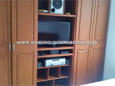 Apartamento en arriendo en Castropol, Medellín · foto 11 de 15