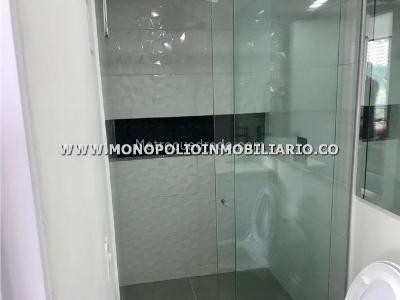 Apartamento en arriendo en El Tesoro, Medellín · foto 4 de 10