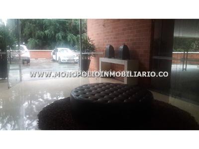Apartamento de 3 alcobas en arriendo en Los Balsos, Medellín, 215 m² · foto 13 de 18