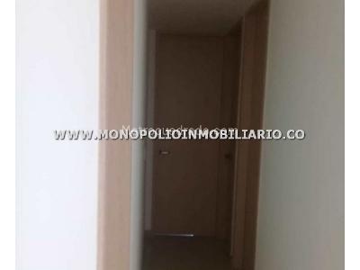 Apartamento de 3 alcobas en arriendo en Loma Del Indio, Medellín, 90 m² · foto 3 de 20