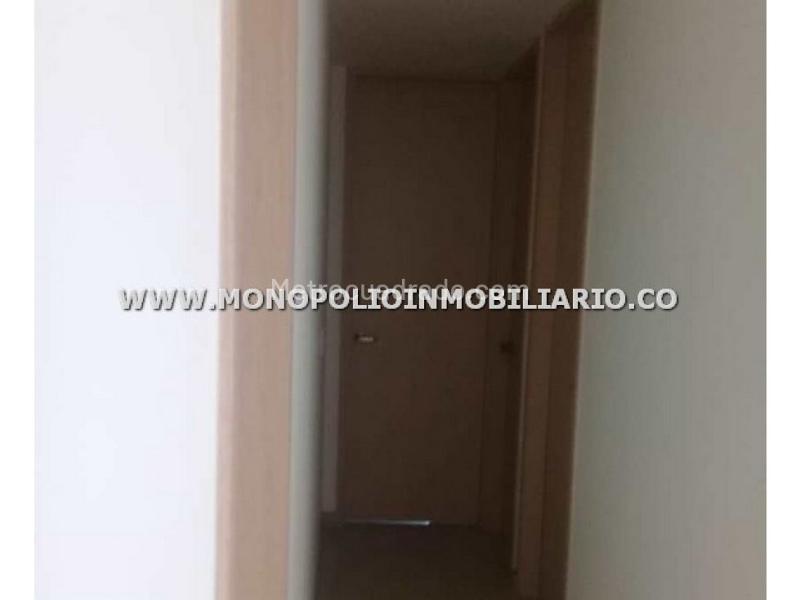 Apartamento Amoblado de 3 Alcobas en Loma del Indio - 3