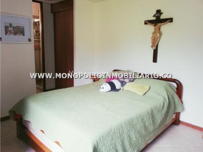 Apartamento de 3 alcobas en venta en La Castellana, Medellín, 82 m² · foto 5 de 20