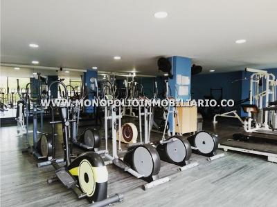 Apartamento de 3 alcobas en venta en La Castellana, Medellín, 82 m² · foto 6 de 20