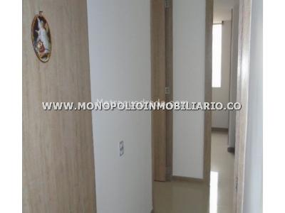 Apartamento de 3 alcobas en venta en Prados De Sabaneta, Sabaneta, 76 m² · foto 4 de 20