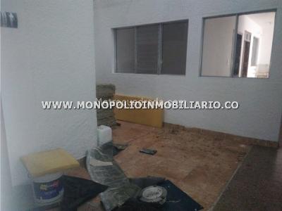 Casa de 5 alcobas en venta en El Poblado, Medellín, 264 m² · foto 13 de 13