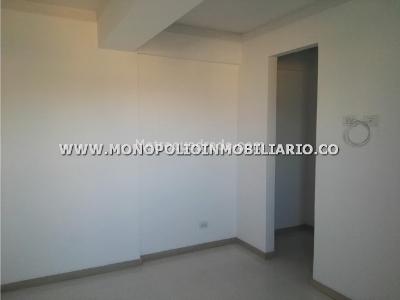 Apartamento en venta en Loma Linda, Itagüí · foto 2 de 6