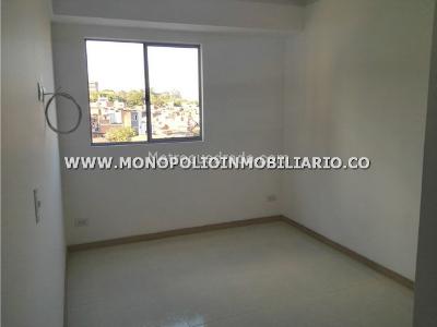 Apartamento en venta en Loma Linda, Itagüí · foto 3 de 6