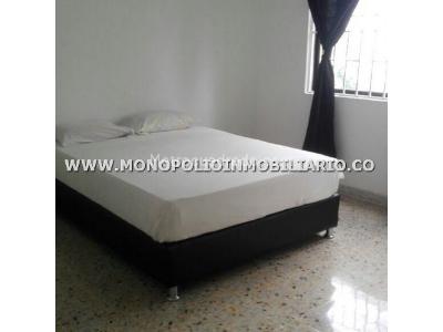 Casa de 5 alcobas en venta en Conquistadores, Medellín, 162 m² · foto 3 de 8