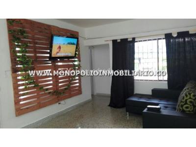 Casa de 5 alcobas en venta en Conquistadores, Medellín, 162 m² · foto 4 de 8