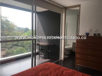 Apartamento de 2 alcobas en arriendo en El Castillo, Medellín, 90 m² · foto 7 de 10