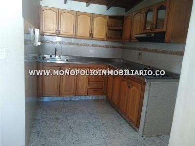 Apartamento en arriendo en Los Colores, Medellín · foto 13 de 20