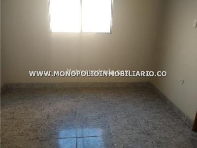 Apartamento en arriendo en Los Colores, Medellín · foto 16 de 20