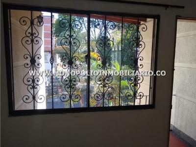 Apartamento en arriendo en Los Colores, Medellín · foto 17 de 20