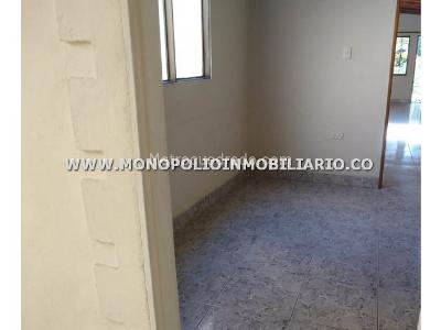 Apartamento en arriendo en Los Colores, Medellín · foto 7 de 20