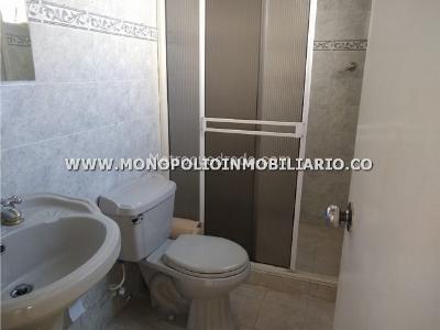 Apartamento en arriendo en Los Colores, Medellín · foto 8 de 20
