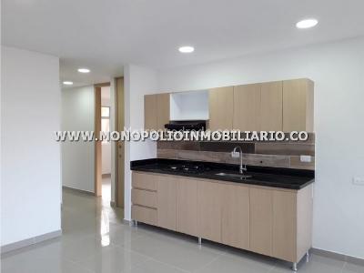 Apartamento de 3 alcobas en venta en Los Alpes, Medellín, 76 m² · foto 12 de 13