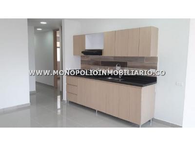 Apartamento de 3 alcobas en venta en Los Alpes, Medellín, 76 m² · foto 8 de 13