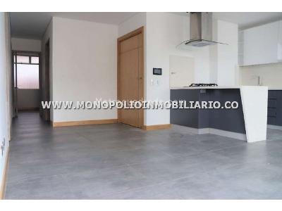 Apartamento de 4 alcobas en venta en La Castellana, Medellín, 142 m² · foto 3 de 13