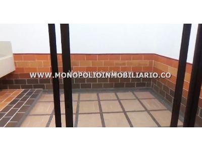 Casa de 3 alcobas en venta en Calasanz Noroccidente, Medellín, 220 m² · foto 14 de 16