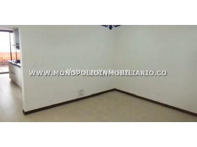 Casa de 3 alcobas en venta en Calasanz Noroccidente, Medellín, 220 m² · foto 7 de 16