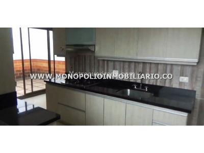 Casa de 3 alcobas en venta en Calasanz Noroccidente, Medellín, 220 m² · foto 9 de 16