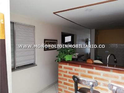 Casa de 3 alcobas en arriendo en Manila, Medellín, 90 m² · foto 10 de 20