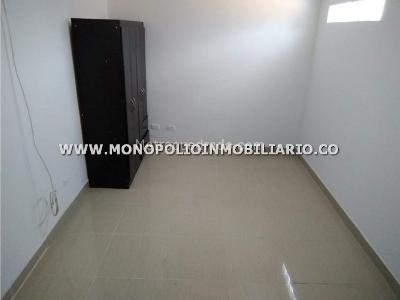Apartaestudio en arriendo en Conquistadores, Medellín, 44 m² · foto 5 de 13