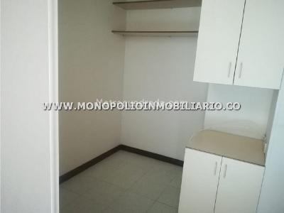 Apartamento de 3 alcobas en arriendo en Provenza, Medellín, 120 m² · foto 4 de 20