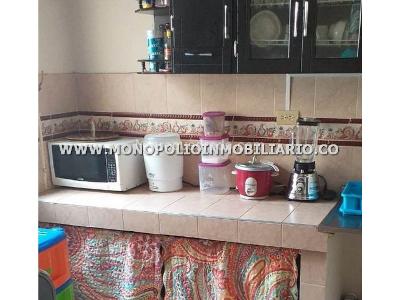 Casa de 5 alcobas en venta en Castilla, Medellín, 296 m² · foto 14 de 20