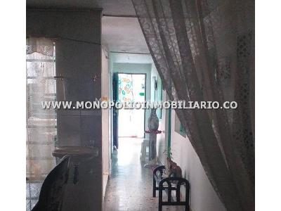 Casa de 5 alcobas en venta en Castilla, Medellín, 296 m² · foto 18 de 20