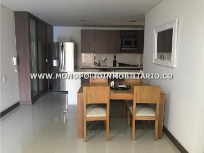 Apartamento de 3 alcobas en venta en Castropol, Medellín, 115 m² · foto 4 de 17
