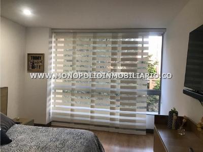 Apartamento de 3 alcobas en venta en Castropol, Medellín, 115 m² · foto 9 de 17