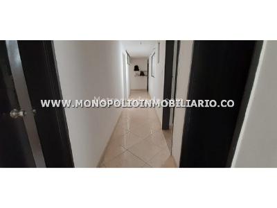 Casa de 3 alcobas en venta en Belen La Gloria, Medellín, 108 m² · foto 3 de 15