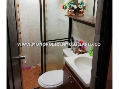 Casa de 3 alcobas en arriendo en Manila, Medellín, 90 m² · foto 9 de 20