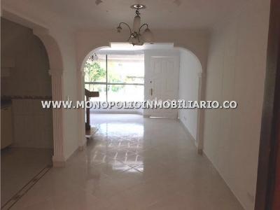 Casa de 4 alcobas en venta en Calasanz Noroccidente, Medellín, 140 m² · foto 9 de 20