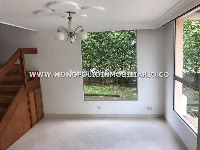 Casa de 4 alcobas en venta en Calasanz Noroccidente, Medellín, 140 m² · foto 12 de 20