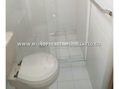 Casa de 3 alcobas en venta en San Lucas, Medellín, 210 m² · foto 10 de 20