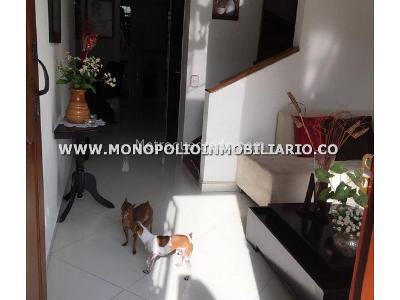 Casa en venta en Ditaires, Itagüí · foto 12 de 17