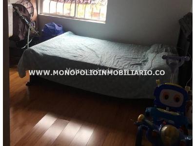 Casa en venta en Ditaires, Itagüí · foto 3 de 17