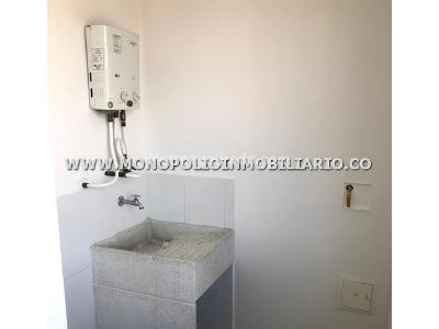 Apartamento de 2 alcobas en venta en Tres Esquinas, Sabaneta, 64 m² · foto 6 de 17