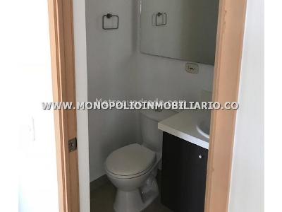 Apartamento de 2 alcobas en venta en Tres Esquinas, Sabaneta, 64 m² · foto 10 de 17